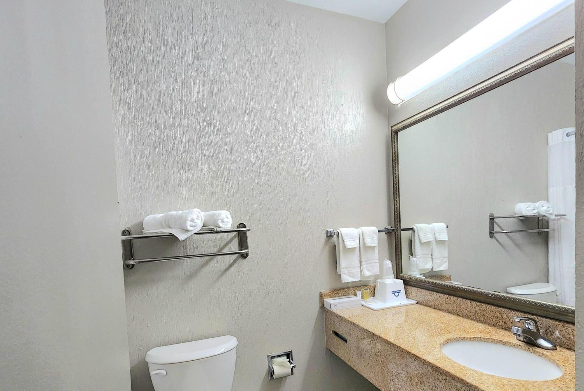 Hotel Days By Wyndham Denham Springs-baton Rouge East 2*
