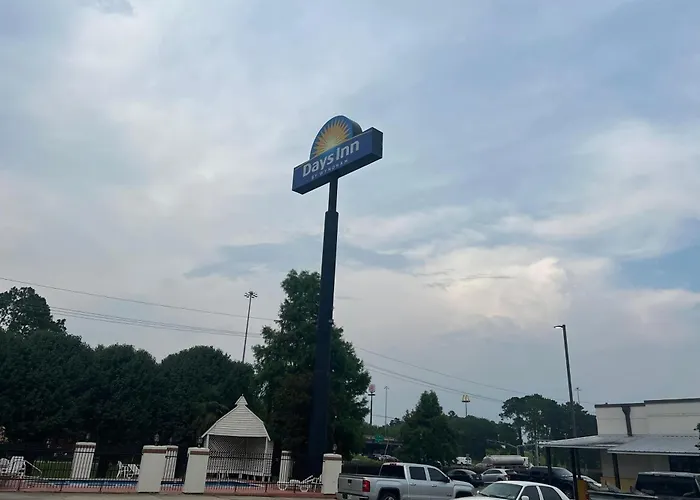Days Inn By Wyndham Denham Springs-Baton Rouge East